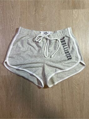 Y2K Hollister Women's Gray Logo Chic Minimalist Lounge Booty Shorts